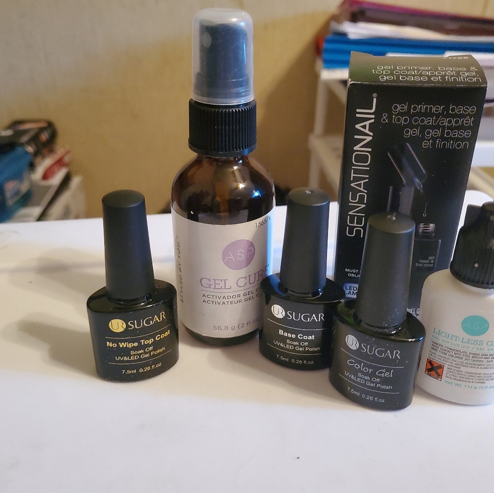 Gel curing nail kit
